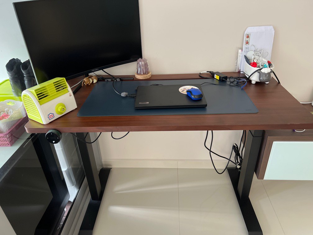 Everdesk+ Max, Furniture & Home Living, Furniture, Tables & Sets on ...