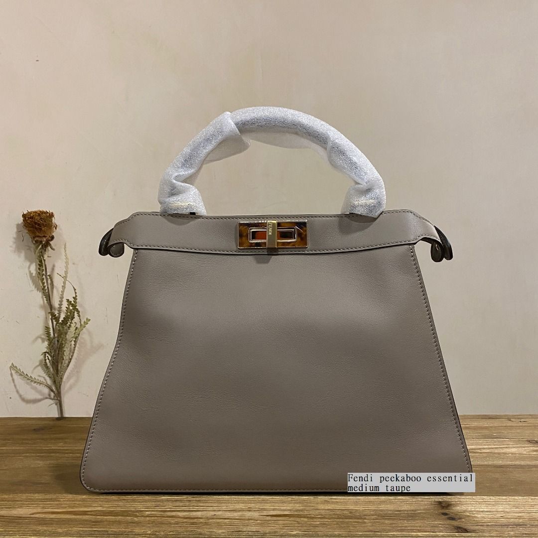 Peekaboo fendi prezzo best sale