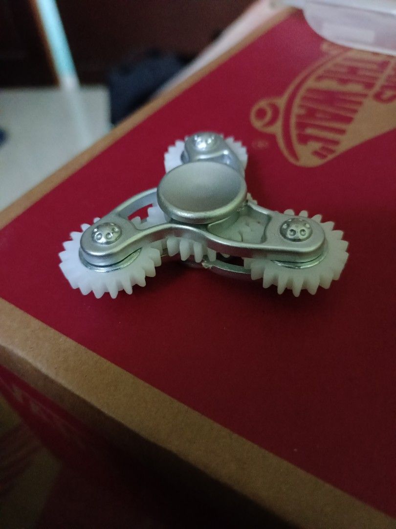 Fidget Spinner Fast Deal For $2, Hobbies & Toys, Toys & Games On Carousell