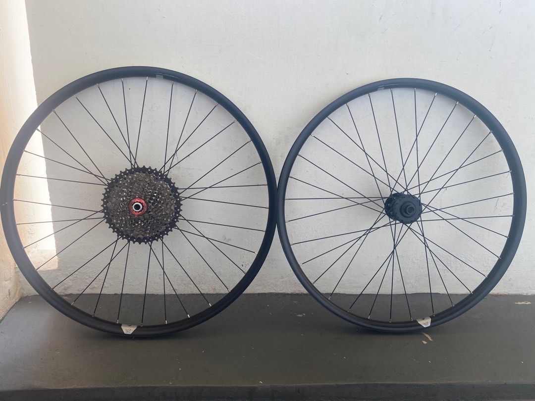 Non boost wheelset hotsell