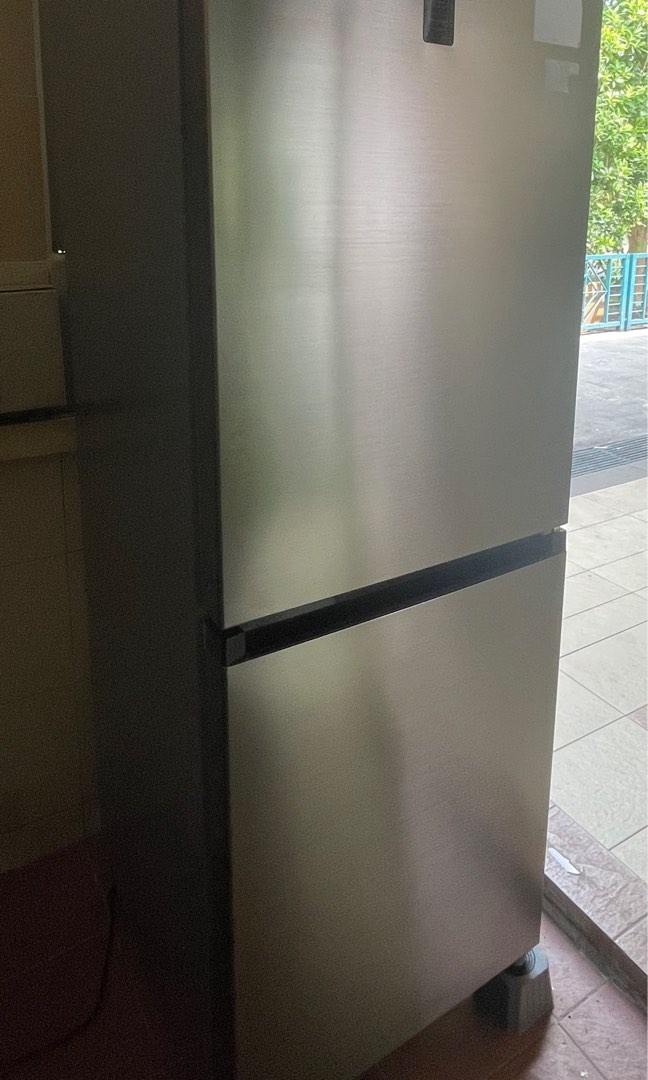 kic 255l fridge