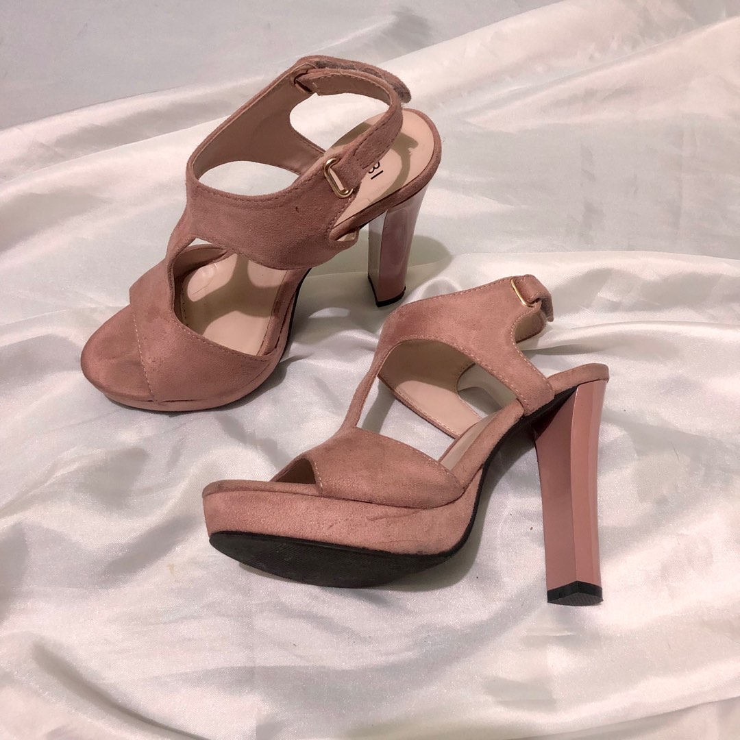 Mauve new arrivals pink heels