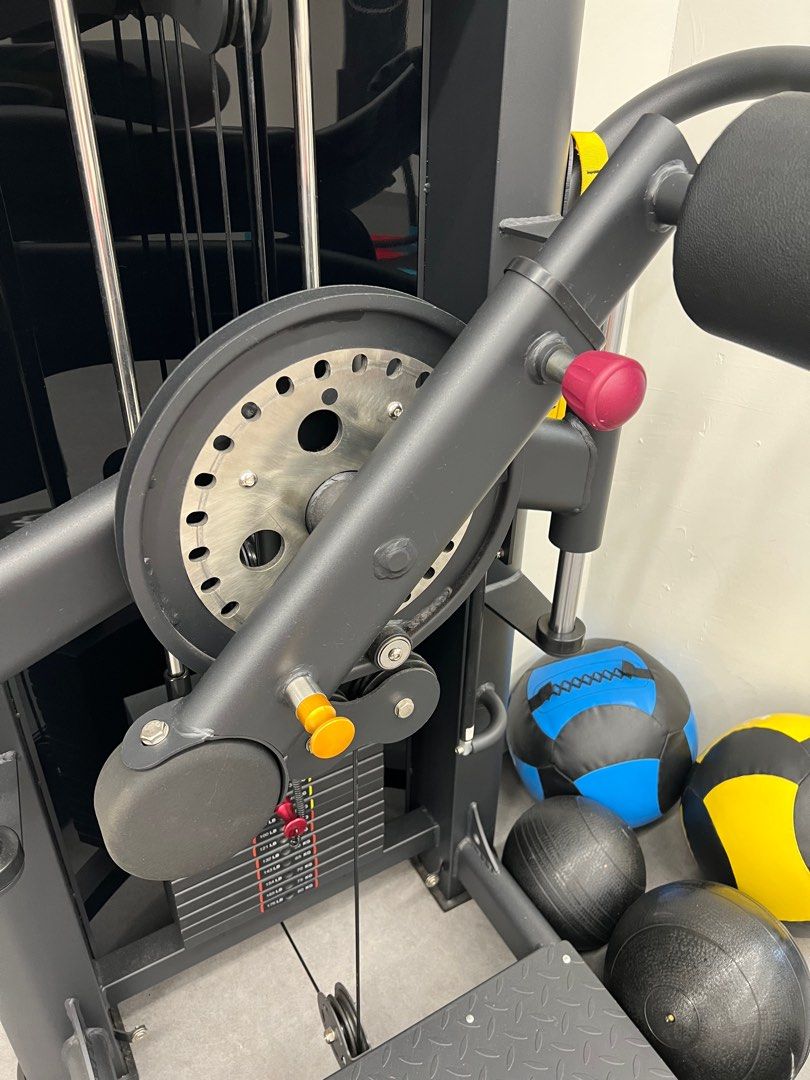 Glute kickback/abductor/adductor/hip flexor machine, Sports Equipment