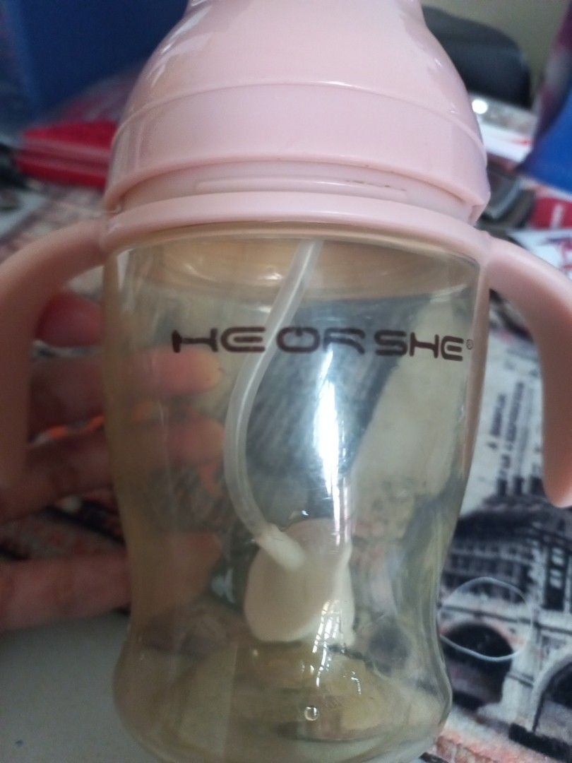 Heorshe bottle, Babies & Kids, Nursing & Feeding, Breastfeeding ...