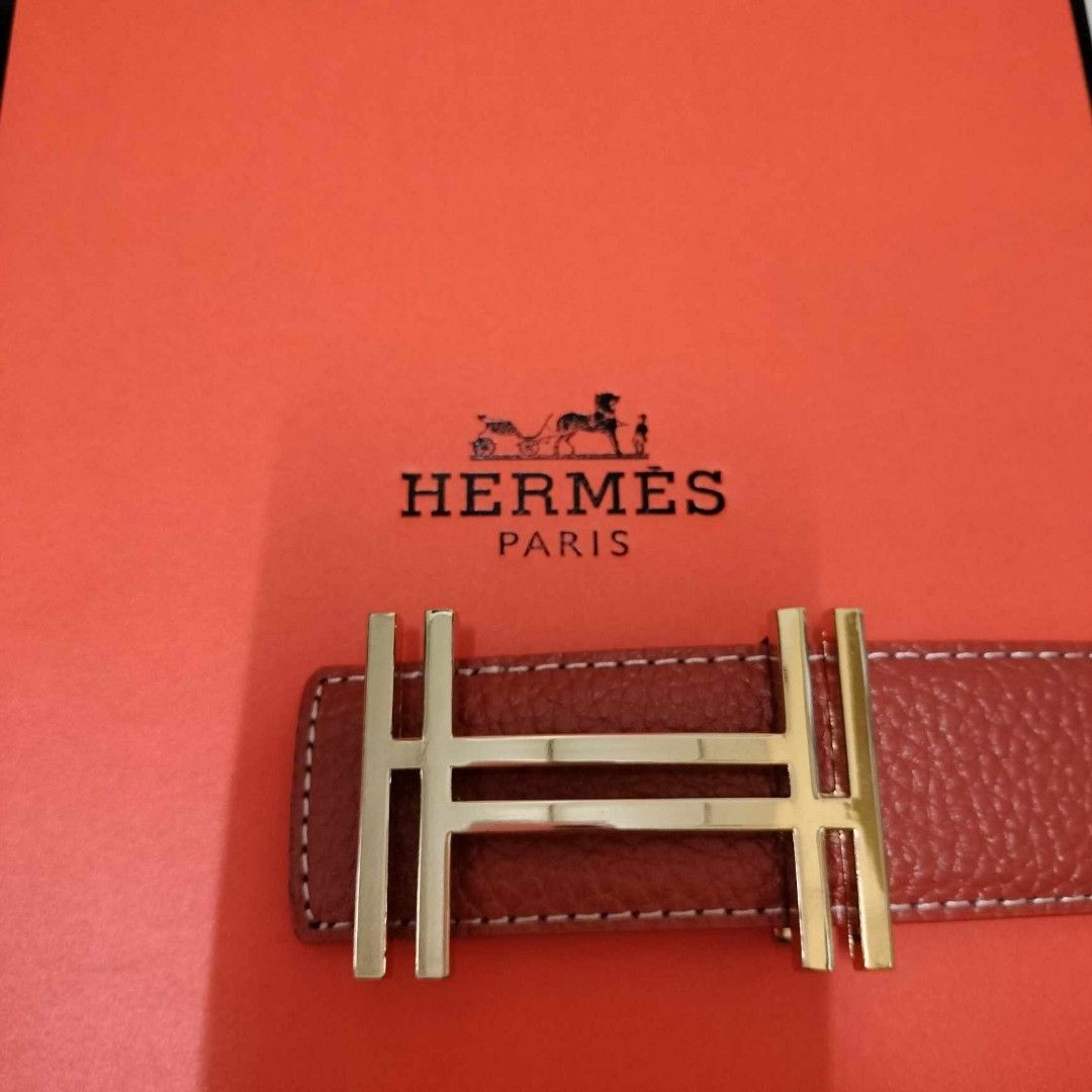 Hermes Au Carre Belt Buckle & Reversible Leather Strap  display picture 1