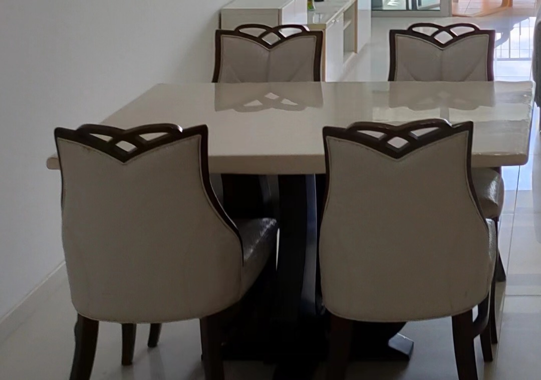 Highclass dining set (dining table with 4 chairs), Furniture & Home
