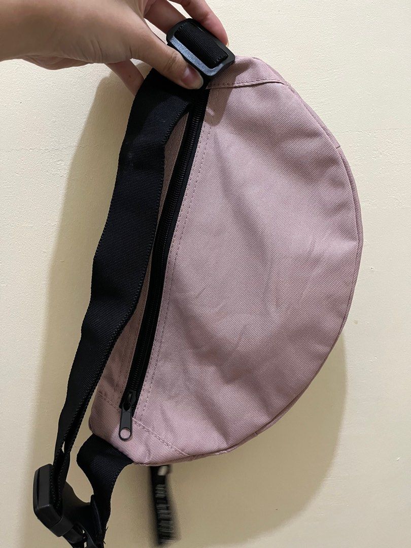 H M Belt Bag Fanny Pack Men s Fashion Bags Belt bags Clutches and Pouches on Carousell