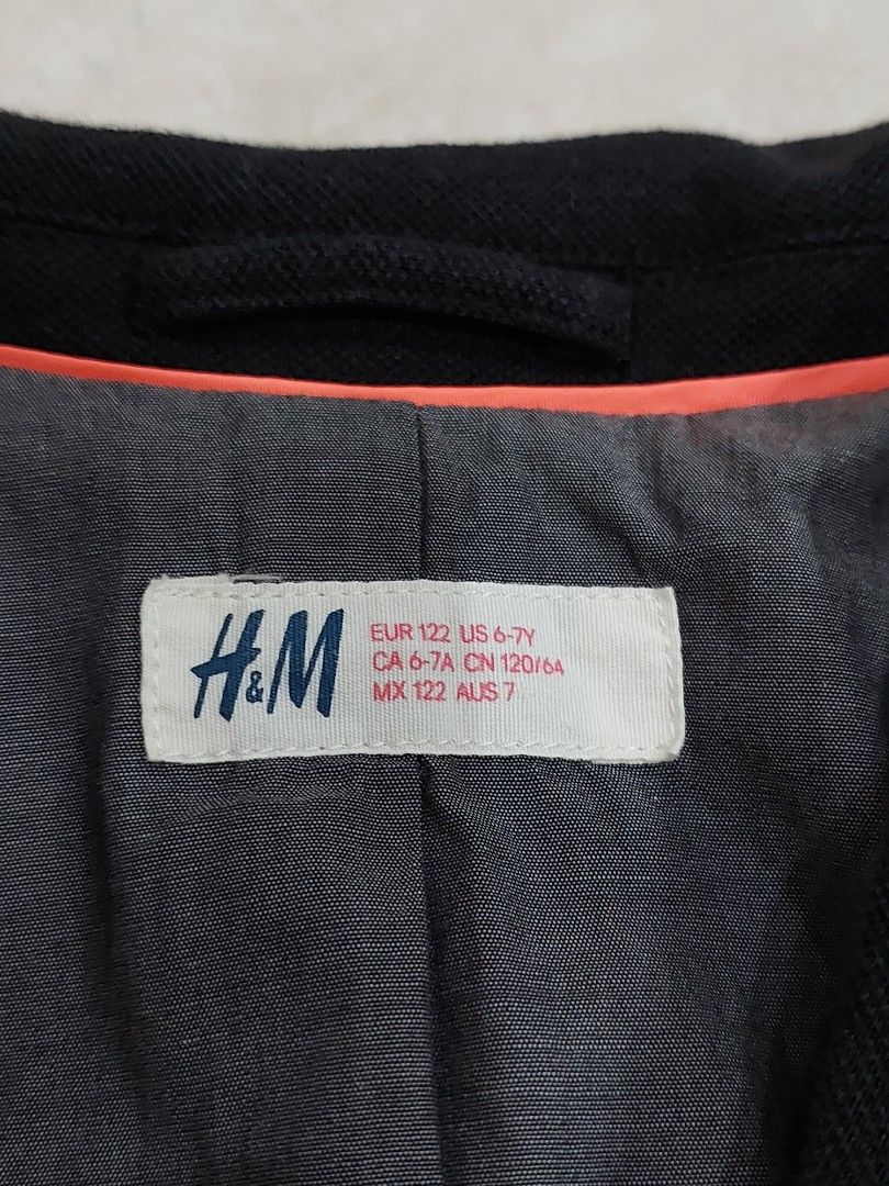 H and 2025 m kids suits
