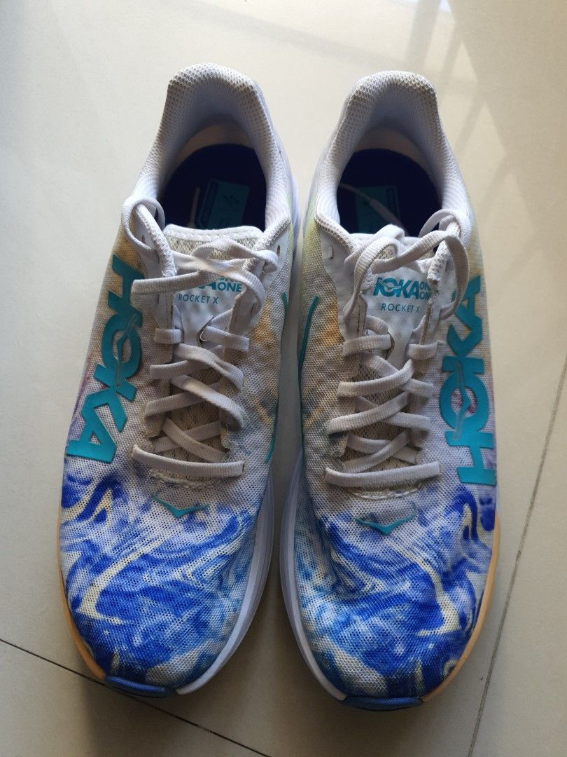 hoka carbon x rocket