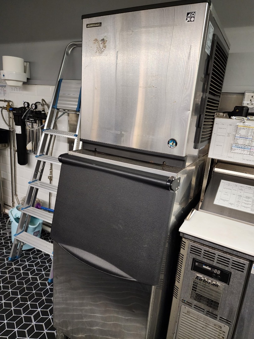 Hoshizaki Ice Maker KMD201AA 57kg, Food & Drinks, Other Food & Drinks