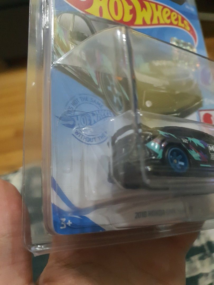 Hot Wheels 2018 Honda Civic Type R Super Treasure Hunt