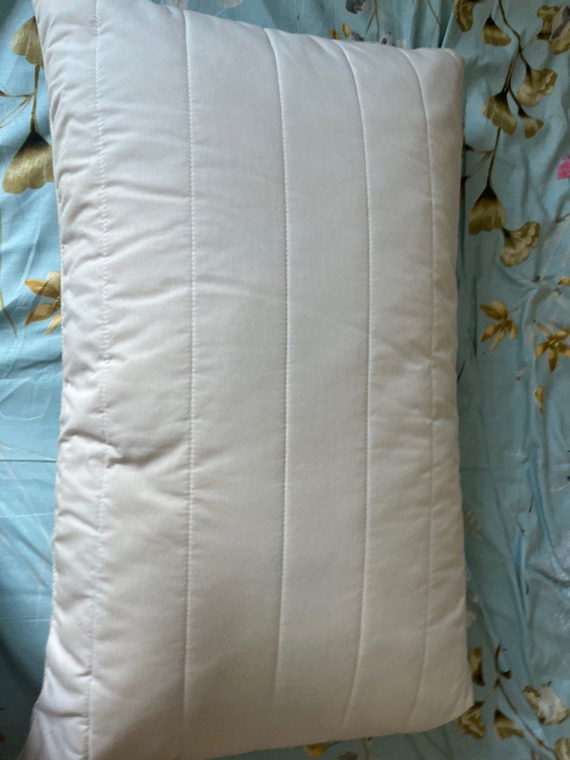 IKEA RUMSMALVA pillow