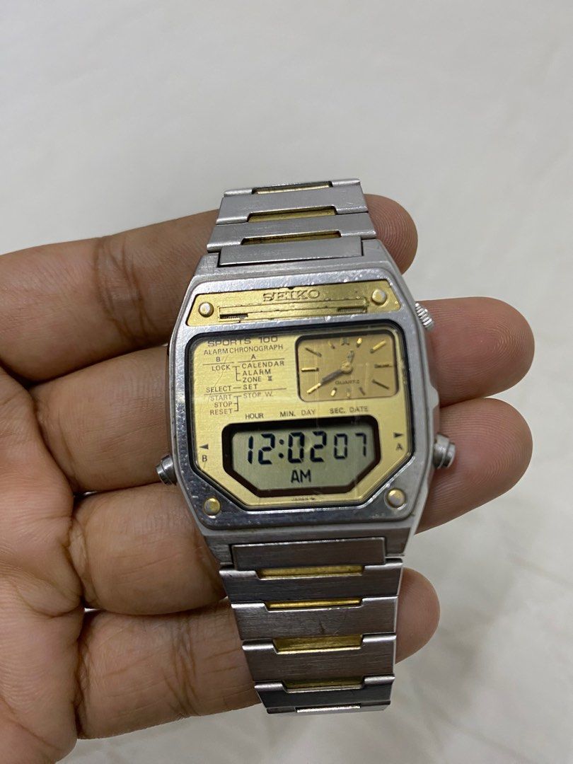 Jam shop seiko digital