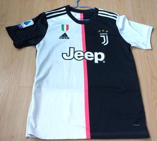 BNWT 'Ronaldo' Juventus 20/21 Away Jersey For Sales. (Size S), Men's  Fashion, Activewear on Carousell