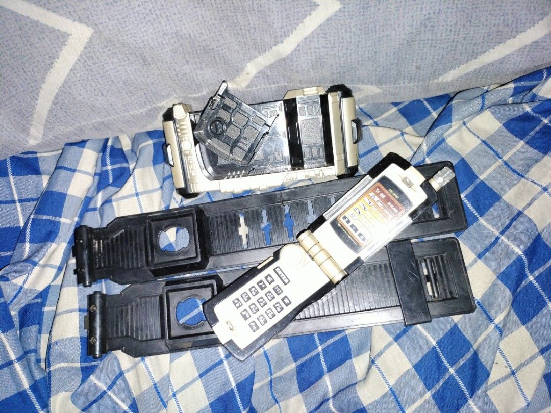 Kamen rider Dx Orga gear (Category: Action & Battle Toys) located in Makati City. Submitted by dkiel100 (Listing ID 1247591111, Image 2). Description: For sale As is Wysiwyg All Items are working (rare)Dx Orga gear complete strap and belt lock with mission chip (paint chip) rfs: need funds Note: can send video for the actual testing. No breaking of set. For more info just pm.. 1st to pay gets the item no reservations.Battery included...