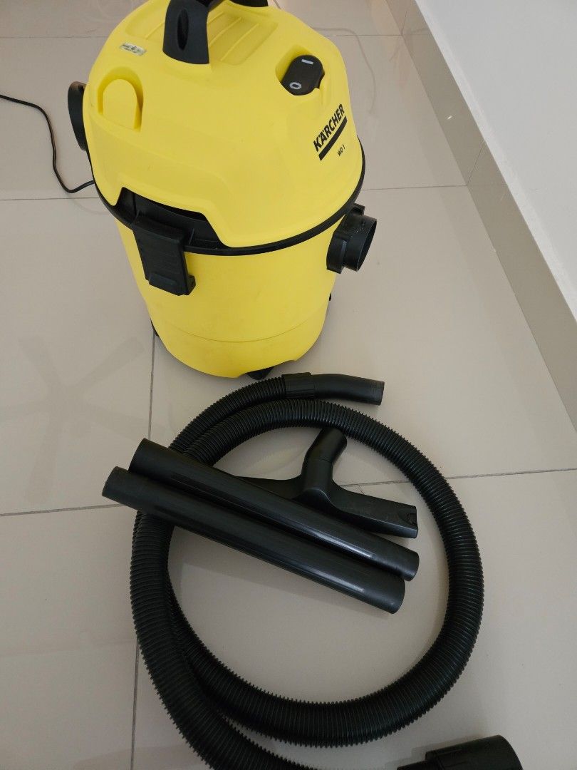 Karcher WD1 Vacuum Cleaner, TV & Home Appliances, Vacuum Cleaner ...