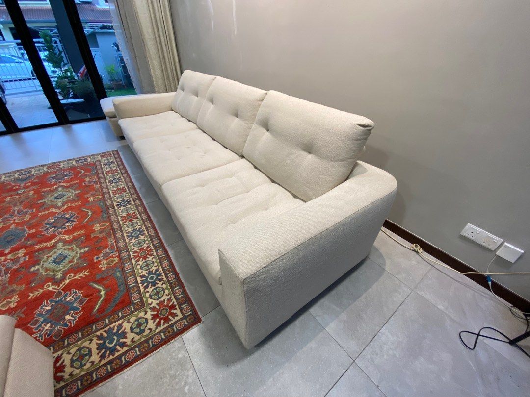 KING LIVING SOFA SET, Furniture & Home Living, Furniture, Sofas on