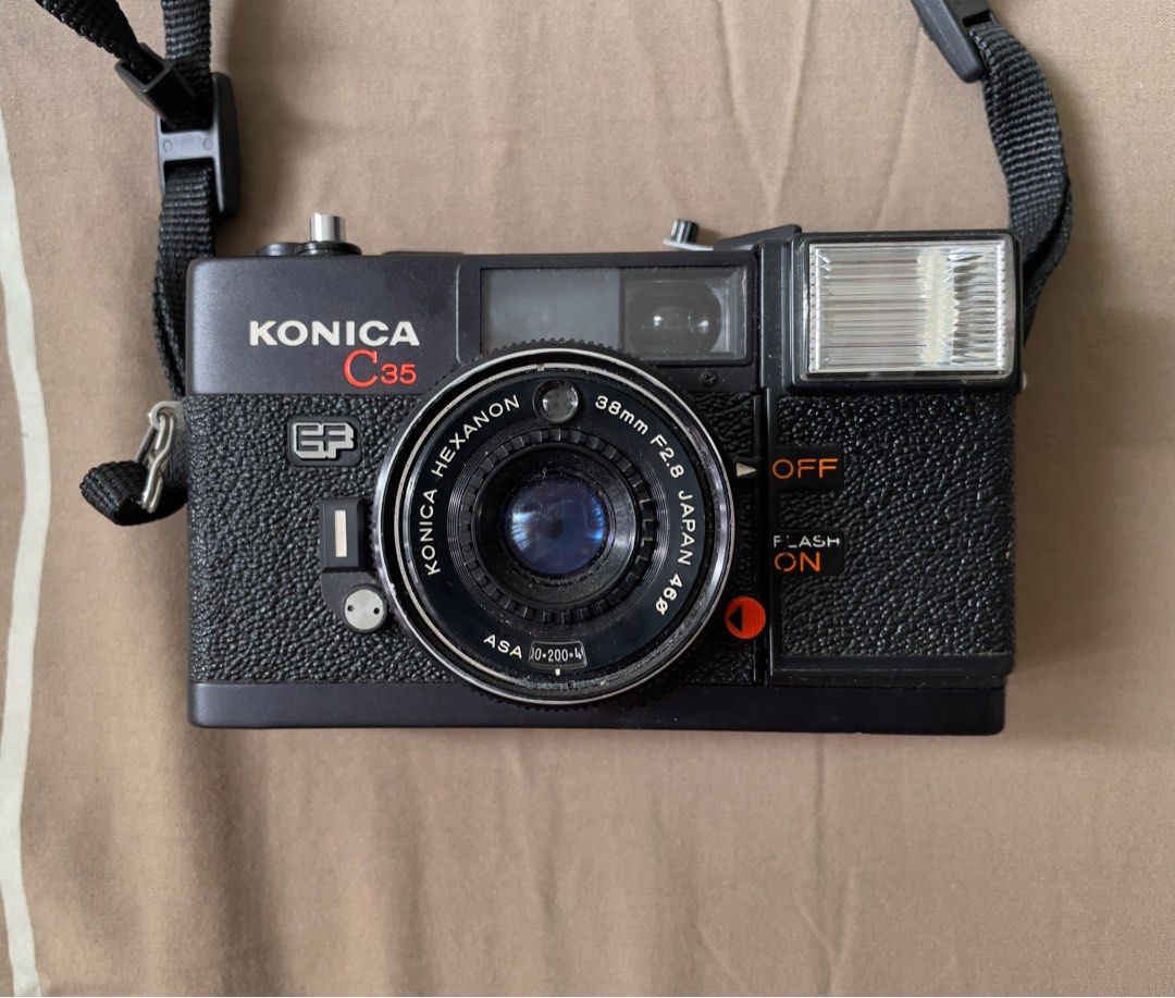 Konica C35 EF FLASH NOT WORKING, Photography, Cameras on Carousell