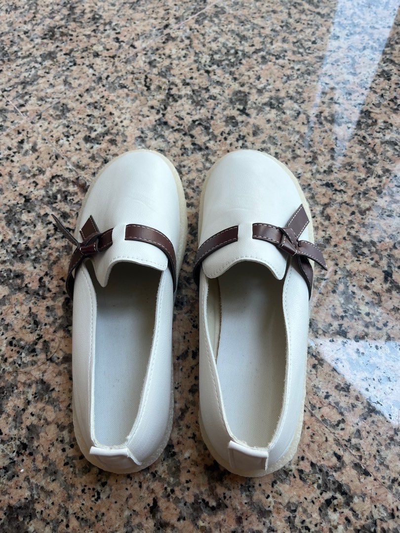 White non top slip shoes
