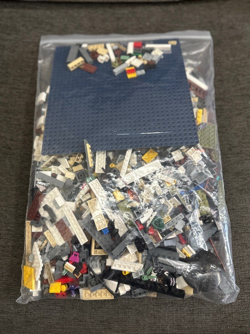 Lego 21355 - Motorized Lighthouse Kit, Hobbies & Toys, Toys