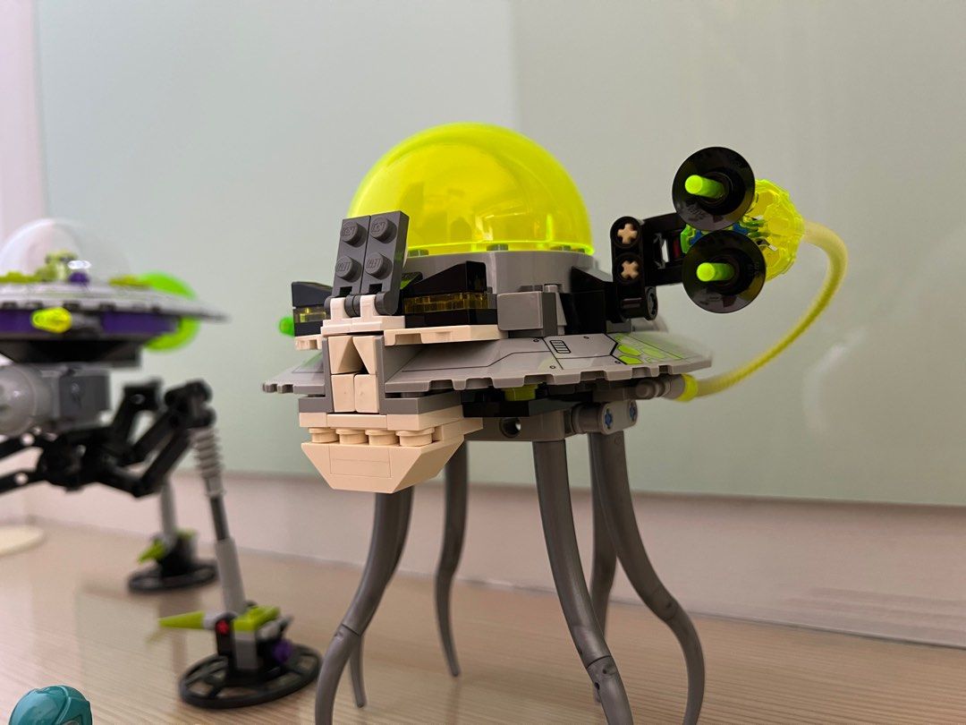 LEGO Alien Conquest Bundle, Hobbies & Toys, Toys & Games on Carousell