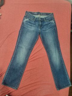 Levis jeans size 26