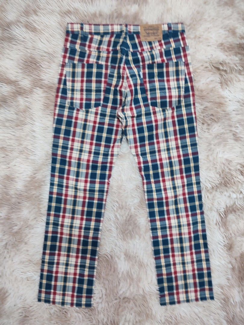 Levi's plaid jeans best sale