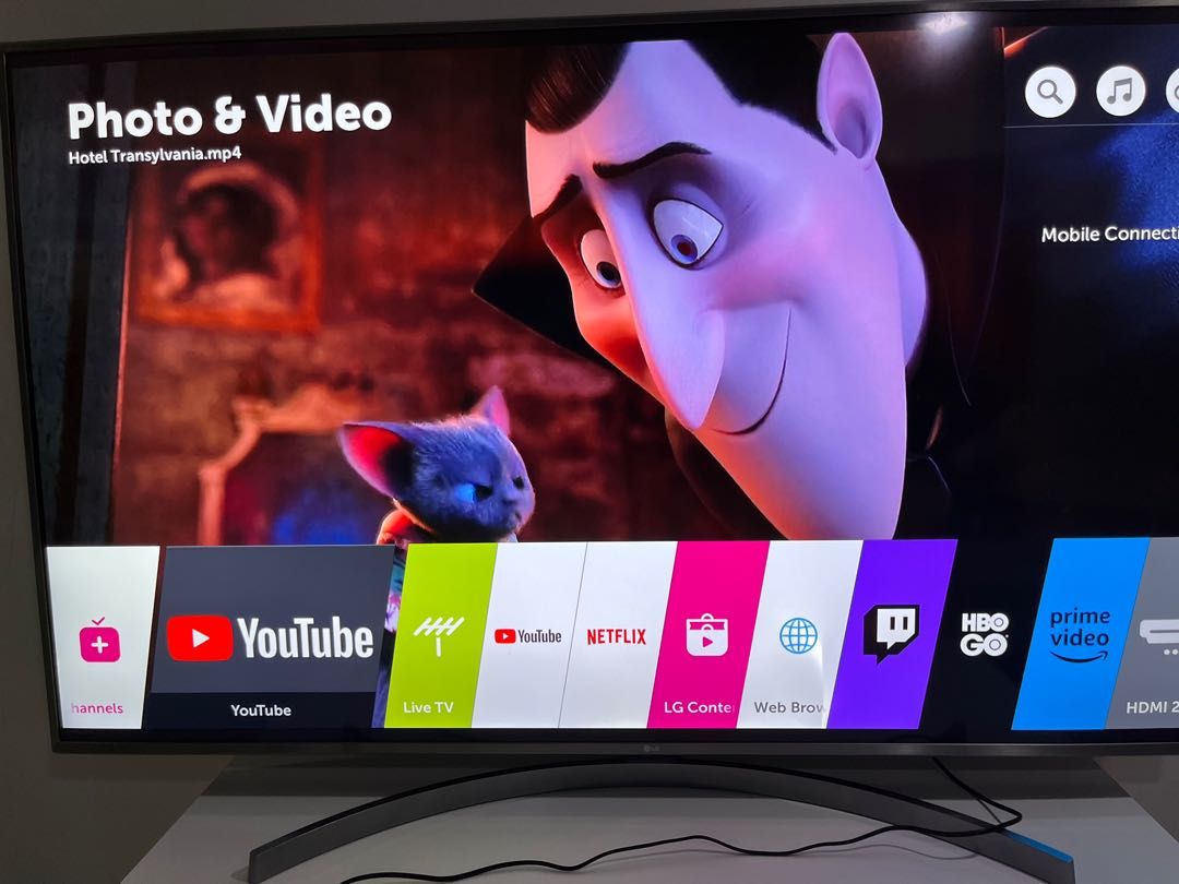 LG Smart 70 Inch TV With Original LG Magic Remote., TV & Home