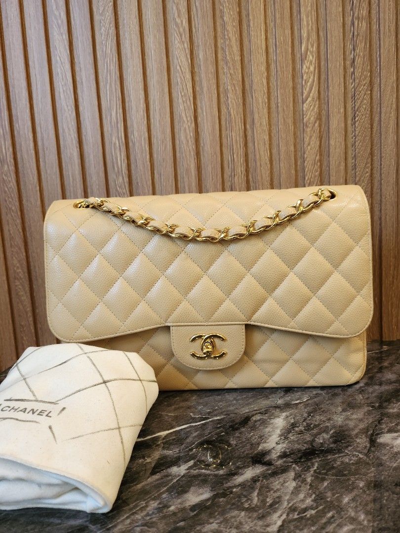 Like New* Chanel Jumbo Classic Double Flap Begie Caviar Leather