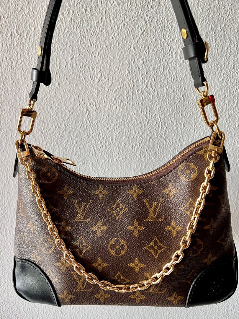 Boulogne leather handbag Louis Vuitton Black in Leather - 35771671