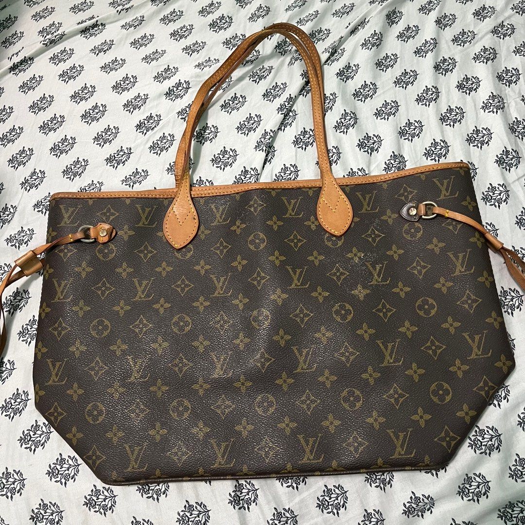 Louis Vuitton Neverfull, Luxury, Bags & Wallets on Carousell