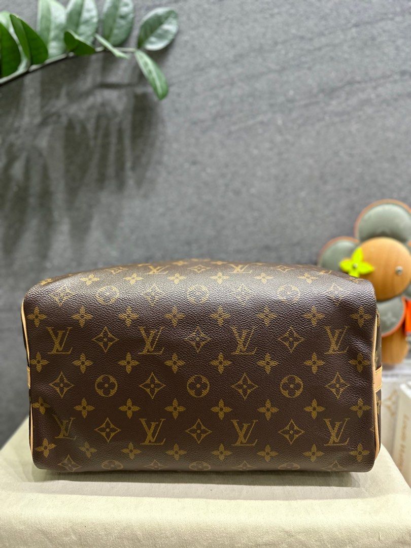 Louis Vuitton High Rise Bumbag  Reveal & What Fits (Modshots at the end)  #louisvuitton #luxurybags 
