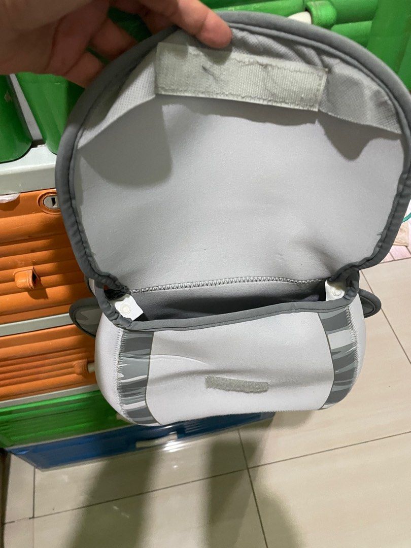 Lunch/snack bag (Category: Other Babies Going Out Needs) located in Antipolo. Submitted by florshop (Listing ID 1247623641, Image 2). Description: Snack bag/lunch bag for toddlers.