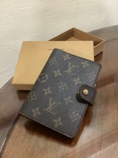 Authentic Louis Vuitton X'mas Vivienne Holidays Collection 2020 Notebook  Exclusive Edition