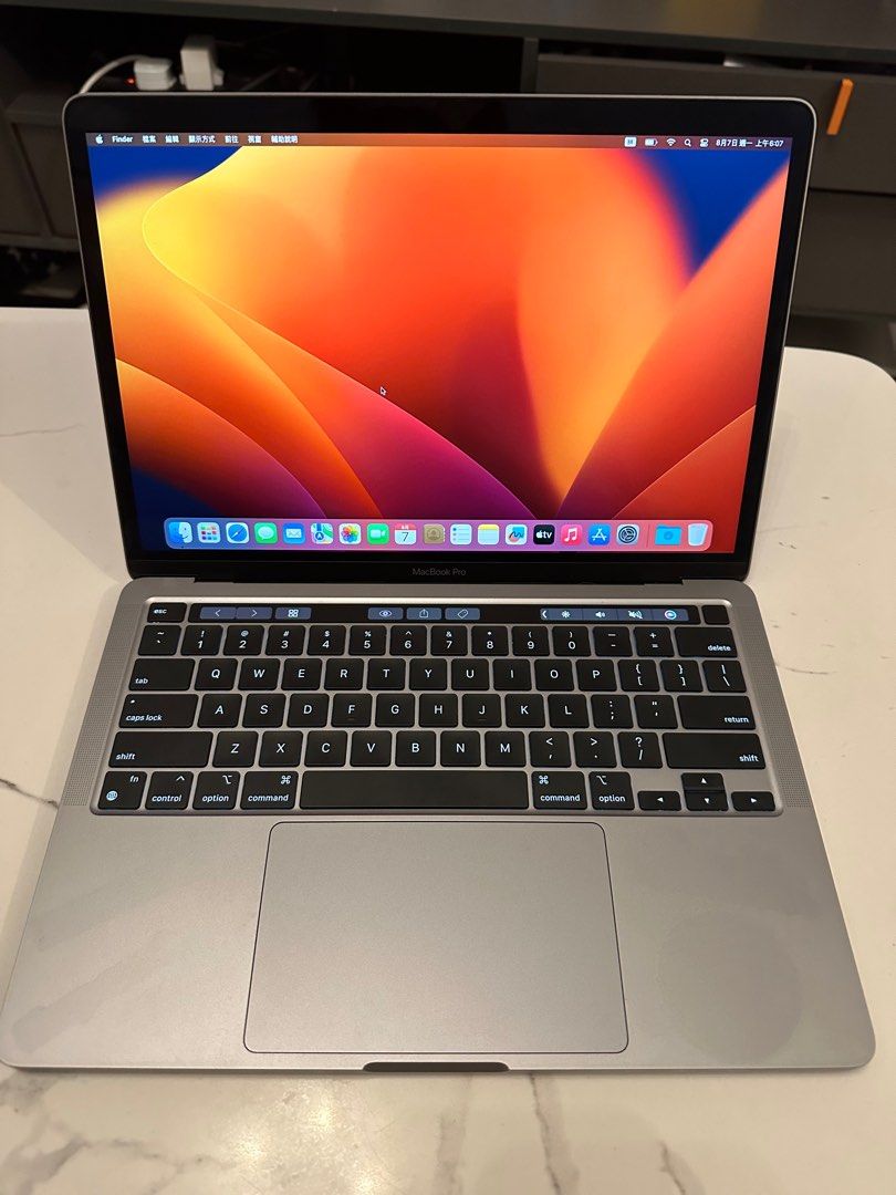 MacBook Pro M1 Touchbar 2020 8GB 充放電20回-