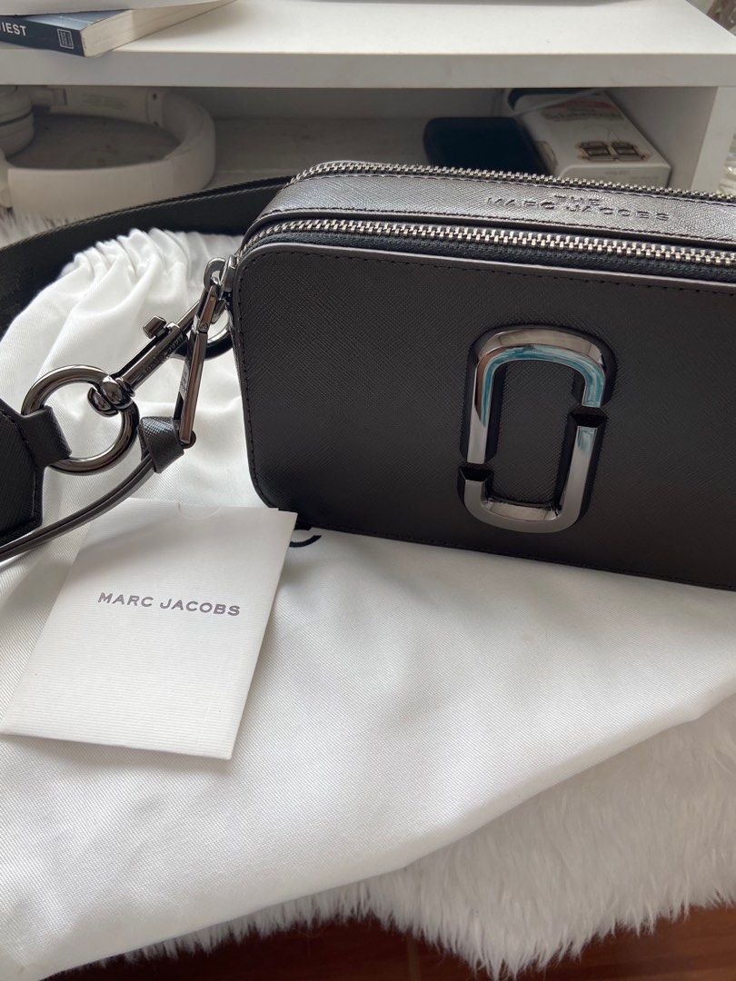 Marc Jacobs The Snapshot DTM Bag in Ink Grey, Luxury, Bags & Wallets on  Carousell