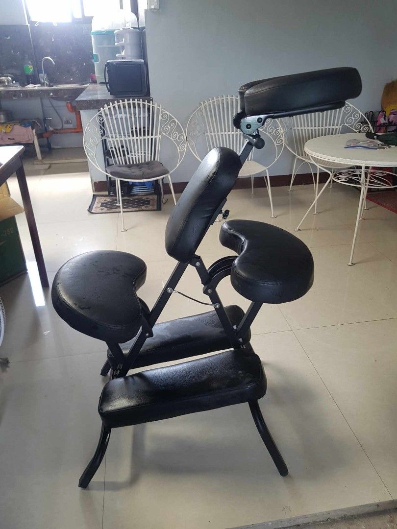 Tattoo chair sales olx