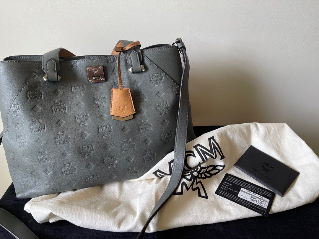 Essential tote sales in monogram leather