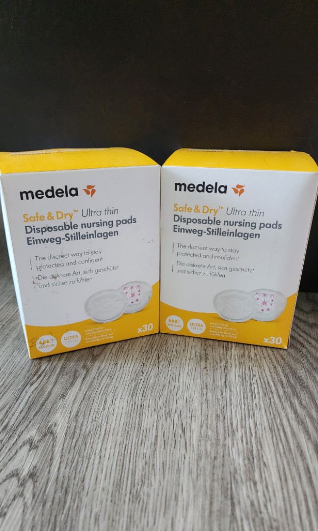 Medela Safe & Dry Ultra Thin Disposable Nursing Pads X30
