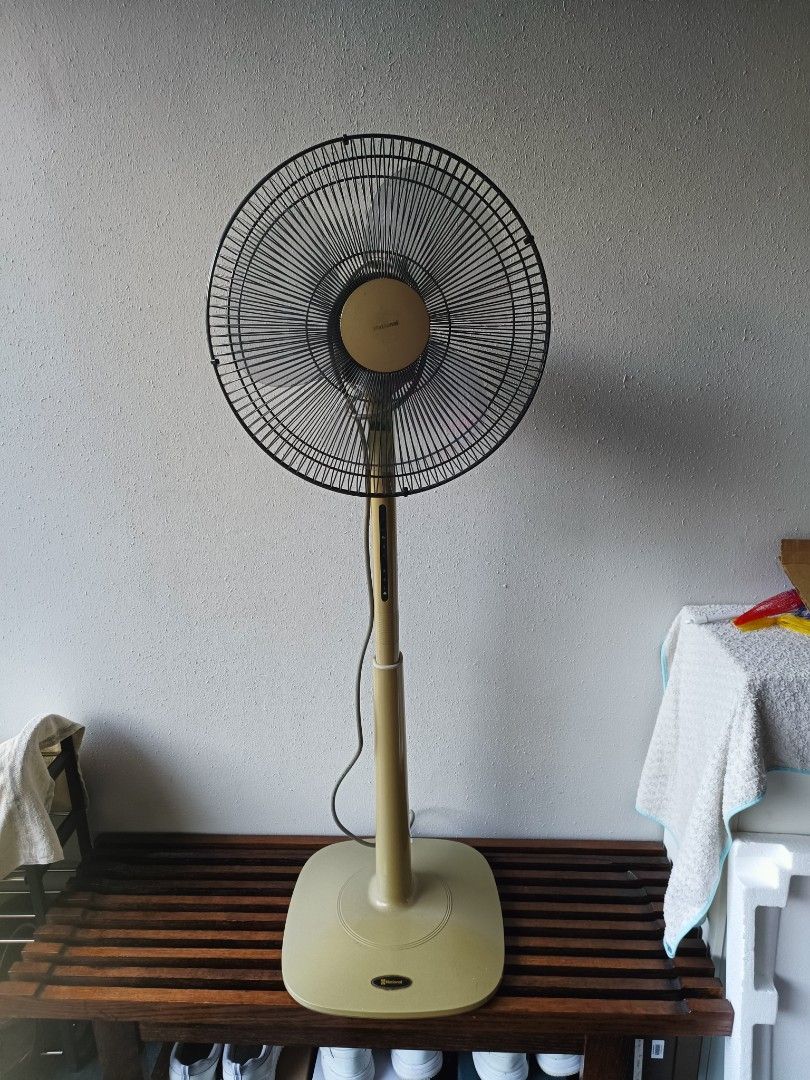 National Brand Stand Fan 16", Furniture & Home Living, Lighting & Fans