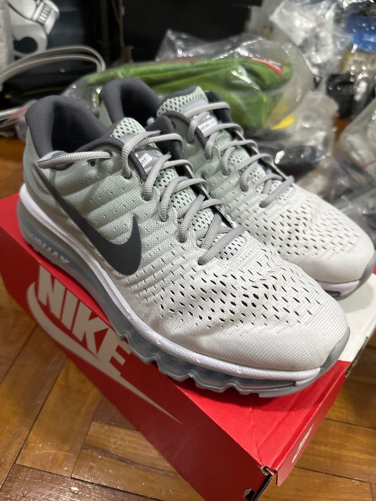 Nike Air Max 2017 US 10.5 Running Shoes Men s Fashion Footwear