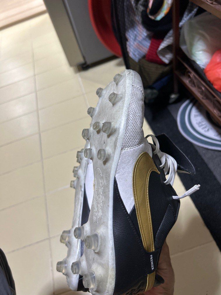 mens nike premier football boots