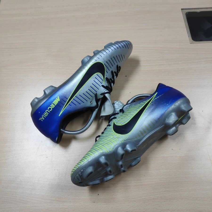Sepatu bola nike mercurial neymar hot sale