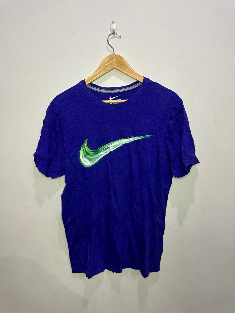 swoosh tee