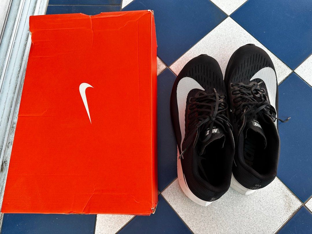 Nike zoom fly deals size 10