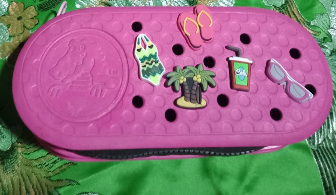 Crocs pencil shop case price