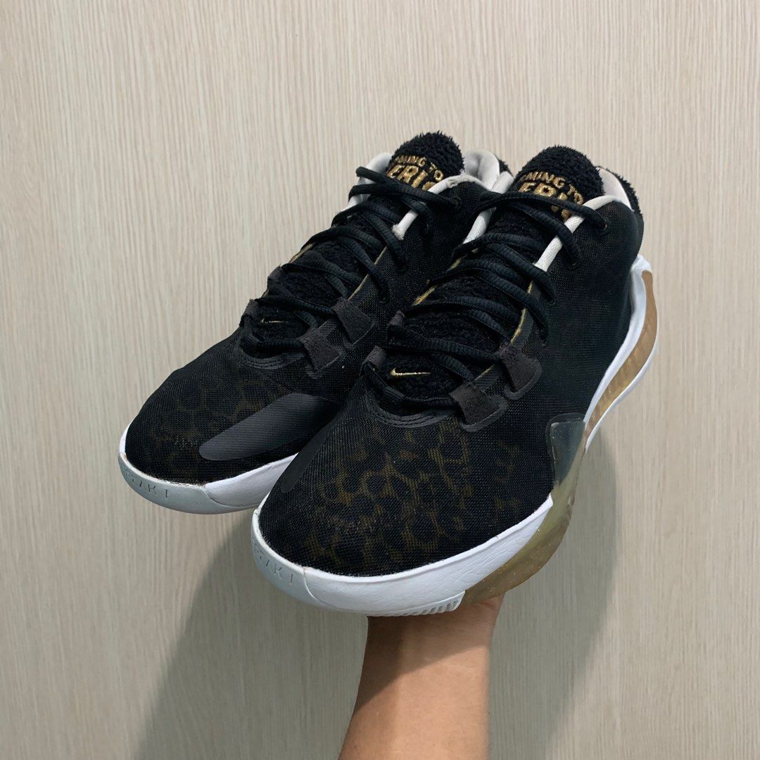 Coming to america zoom freak 1 online