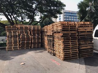 Pallets Disposal service and bulky items