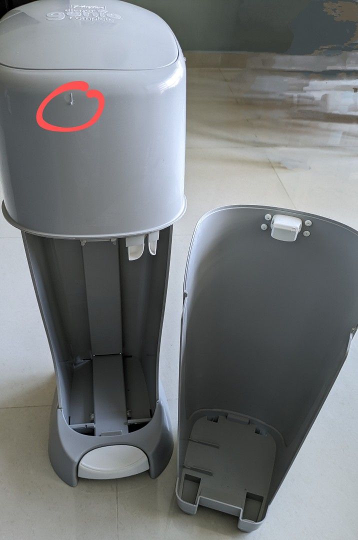 Playtex Diaper Genie Complete Assembled Diaper Pail with Odor Lock Technology refill