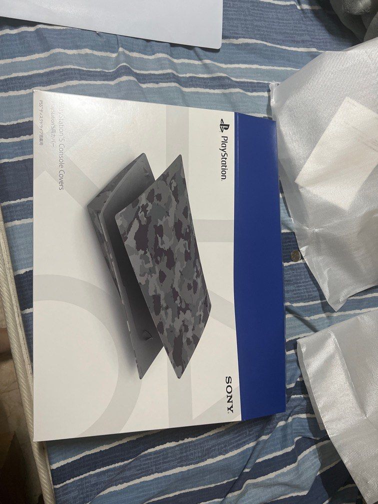 Ps5 stock console cover white (Category: PlayStation) located in Taytay. Submitted by herbertdizon (Listing ID 1247604822, Image 2). Description: Rfs: just got the camo console cover so no need for this one.